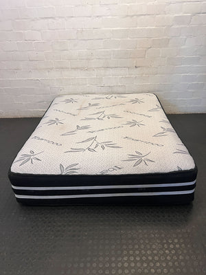 Queen matress  - Comfortable Bamboo Infused Mattress - Various Sizes - Fair used - 2ndhandwarehouse.com
