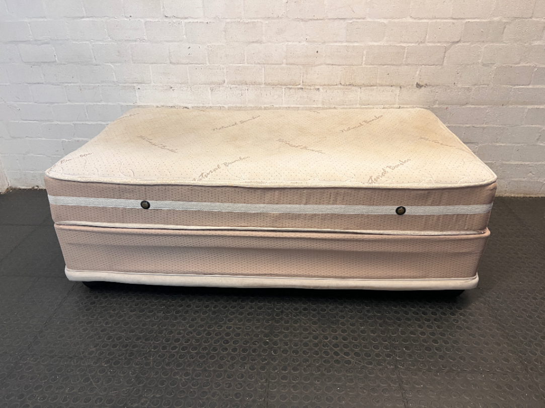 Restonic Gold Deluxe 3/4 Bed Base Set — Staining on Mattress Surface