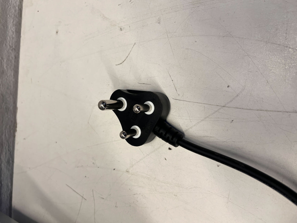 Russell Hobbs Silver Digital Microwave - Pre-Loved Kitchen Essential