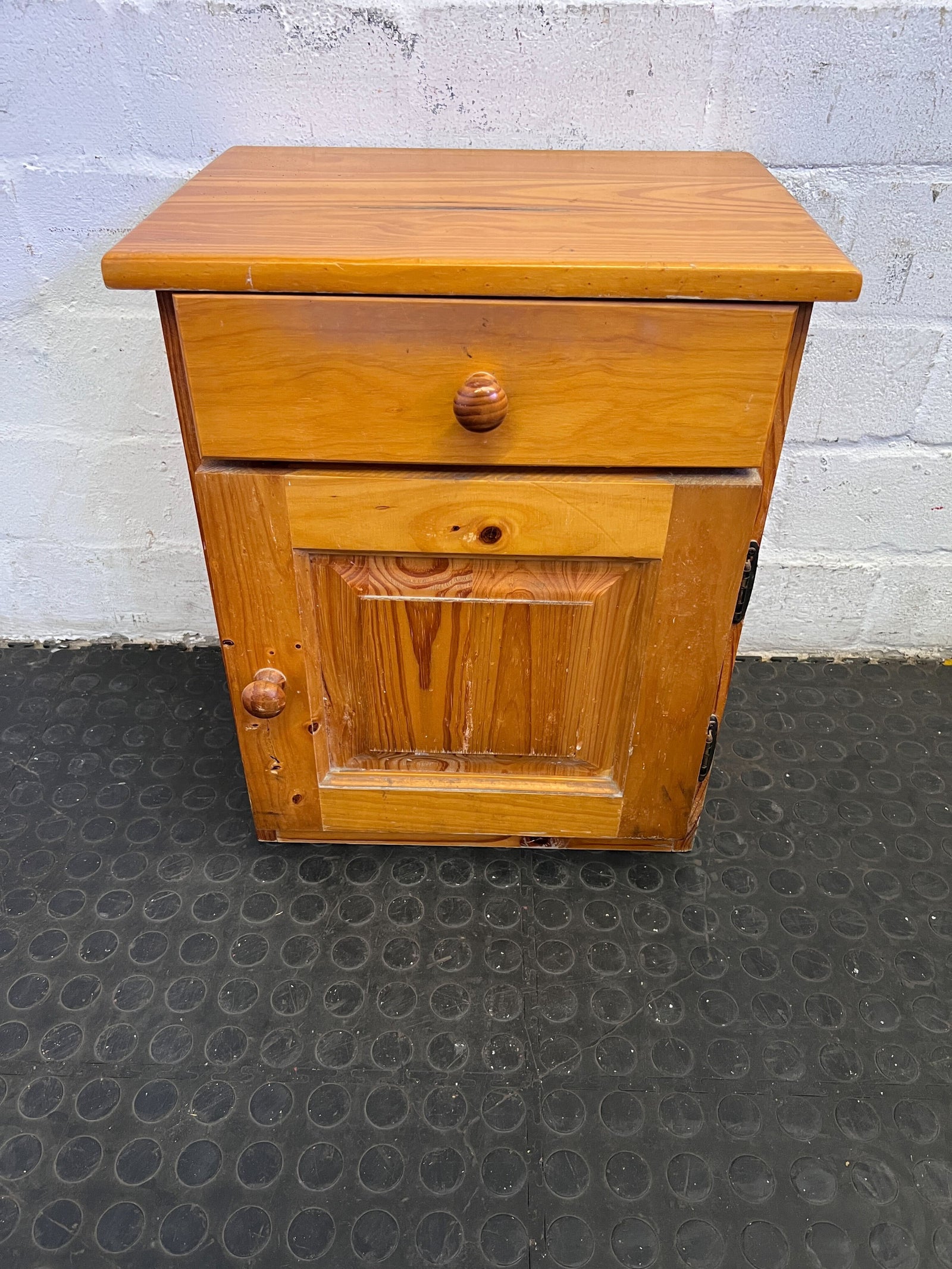 Rustic Pine Nightstand with Drawer and Door – Minor Scuffs