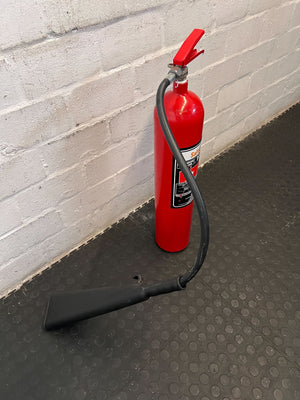 SafeQuip CO2 5kg Fire Extinguisher