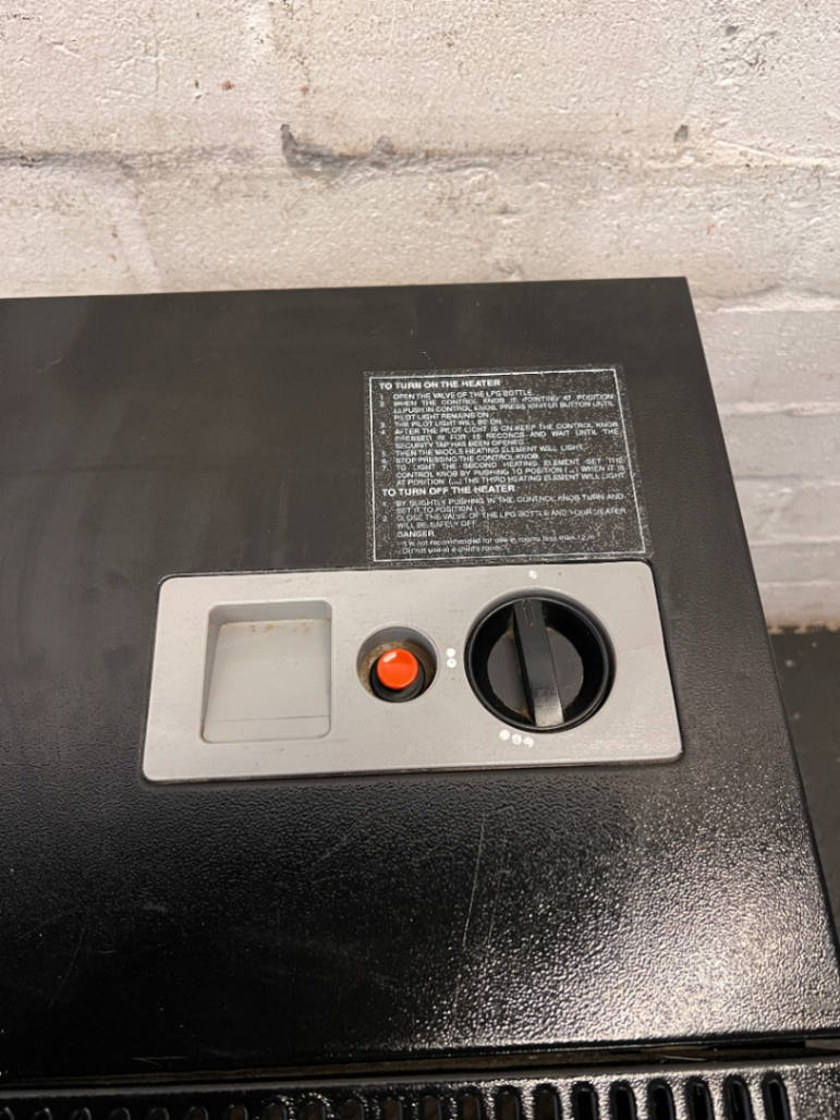 Salton 3-Panel Gas Heater - Well Used, Untested - 2ndhandwarehouse.com
