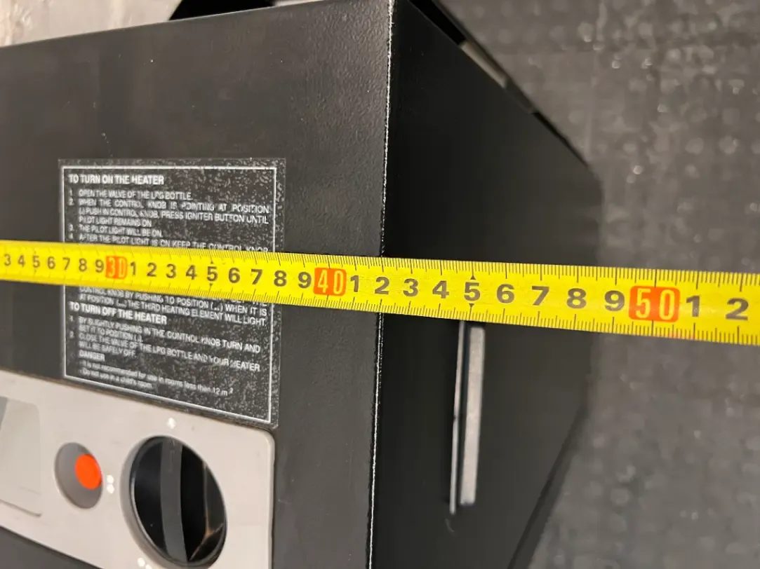 Salton 3-Panel Gas Heater - Well Used, Untested - 2ndhandwarehouse.com