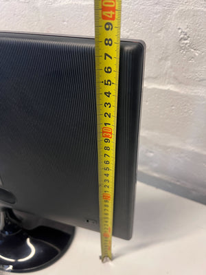 Samsung 21.5" LED Monitor - Glossy Black with Minor Scratches