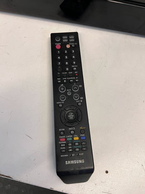 Samsung 32" Black LED TV with Remote – TV Has Lines on the Screen wall mounted no stand