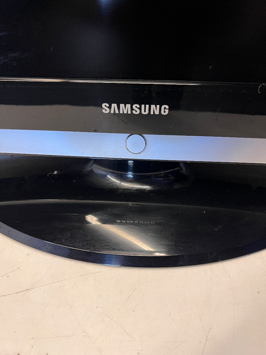 Samsung 32\" LED TV - No Remote Included - 2ndhandwarehouse.com