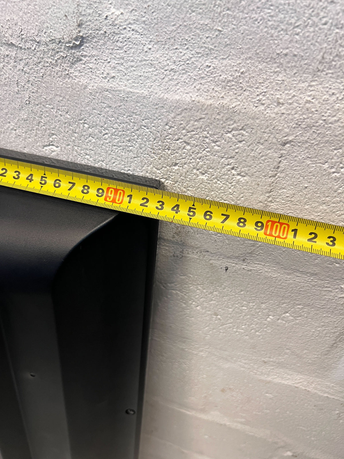 Samsung 40" LED TV with Remote – Minor Scratches - PRICE DROP