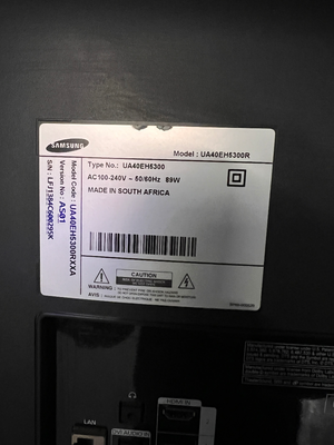 Samsung 40-inch LED TV with Stand and Remote — Good Working Order