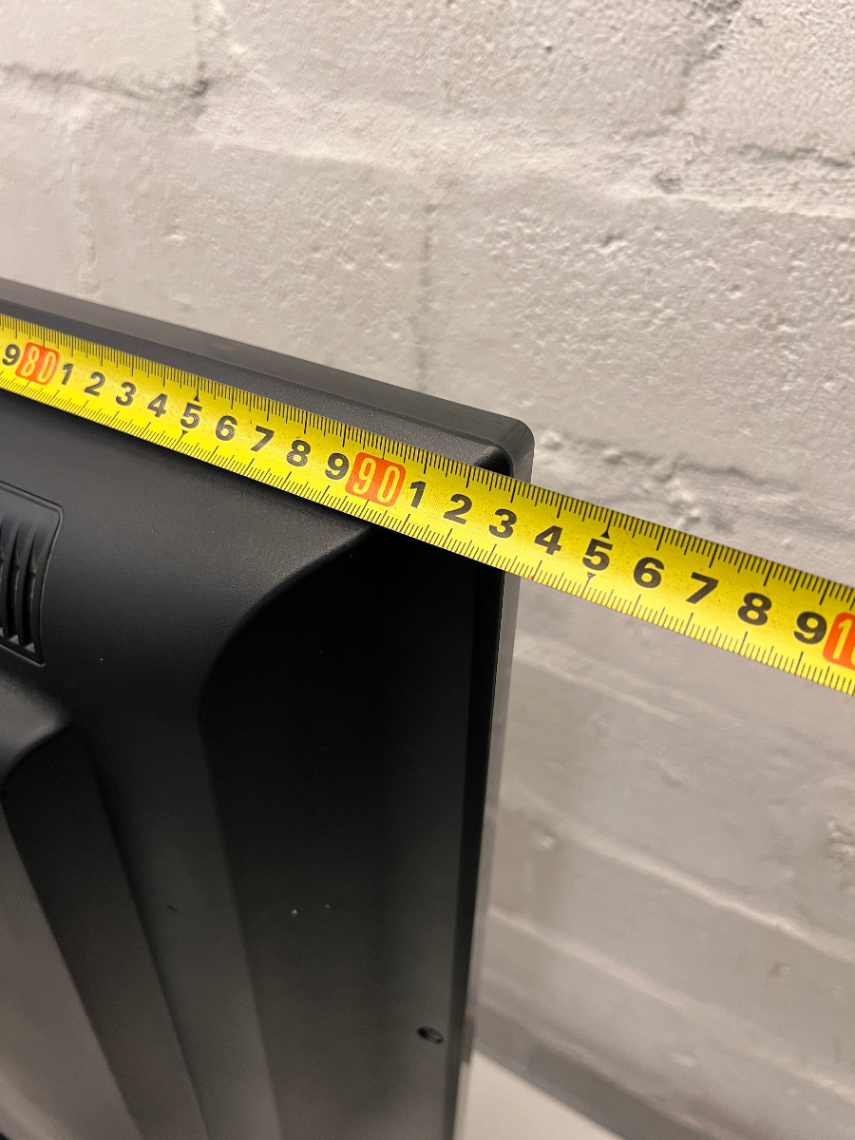 Samsung 40-inch LED TV with Stand and Remote — Good Working Order