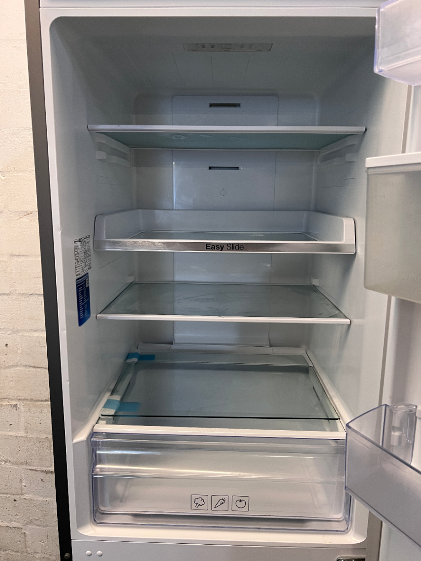 Samsung Bottom Freezer Fridge - Cosmetic Scuffs & Marks - 2ndhandwarehouse.com