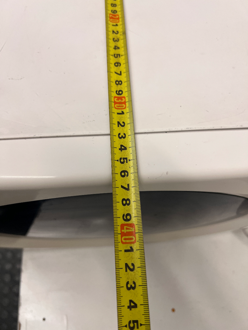 Samsung Countertop Microwave with Grill Function — Good Working Order with Minor Fading to Markings