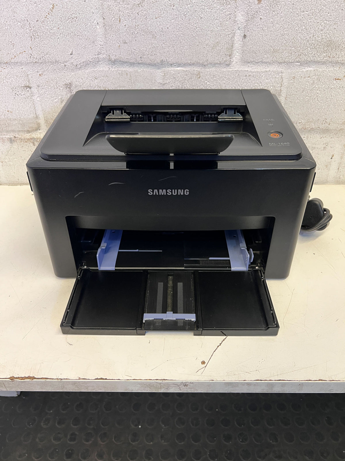 Samsung ML-1640 Black Laser Printer - Minor Scratches, Great Condition - PRICE DROP