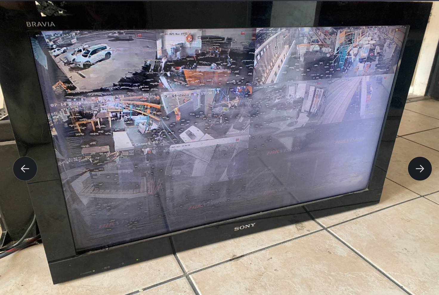 Sony Bravia 32inch LCD TV KLV-32BX300 - PRICE DROP - See damage