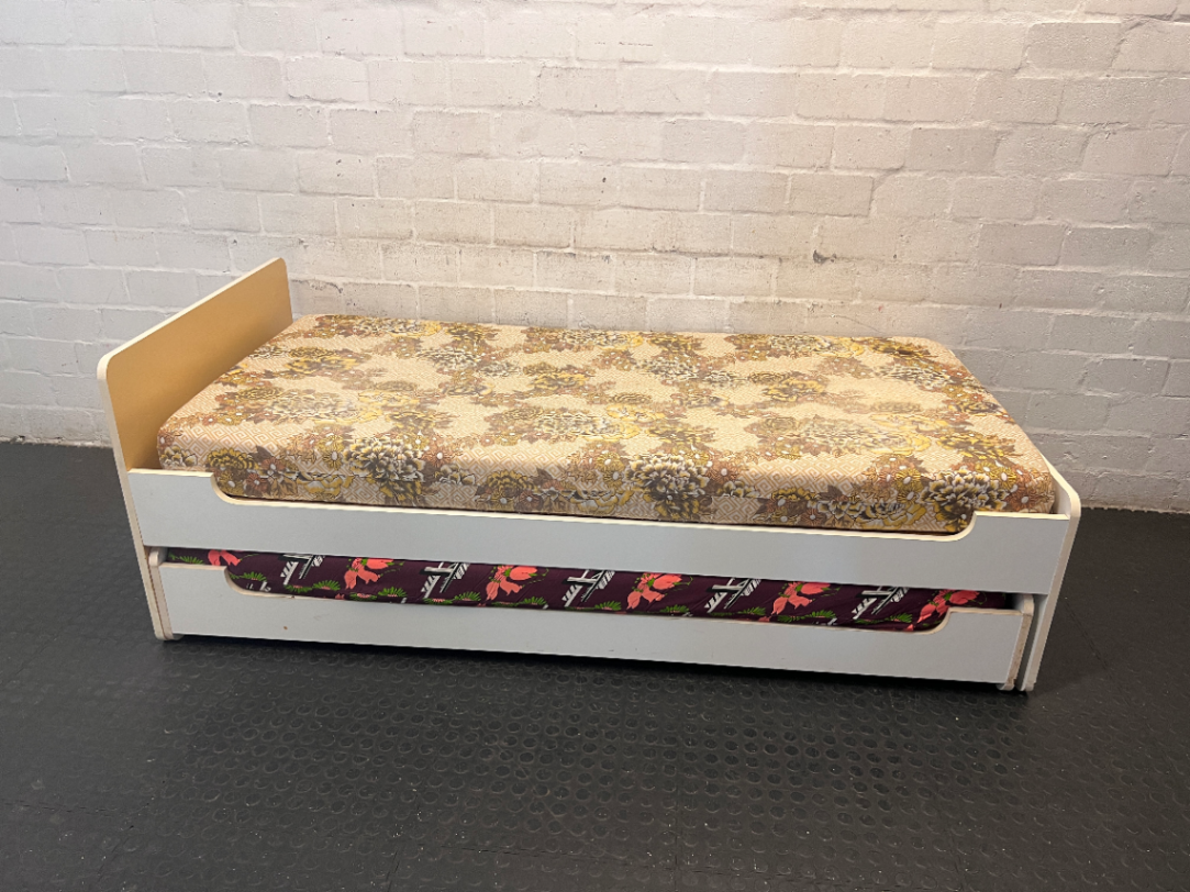 Single Bed with Pull-Out Trundle and Mattresses — Well Used Condition - 2ndhandwarehouse.com