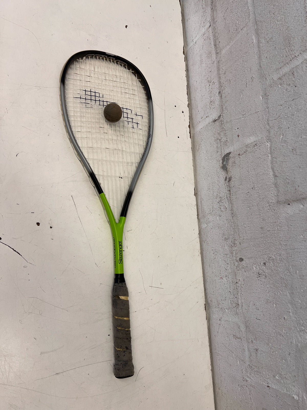 Slazenger Squash Racket with Ball - Ready for the Court - 2ndhandwarehouse.com