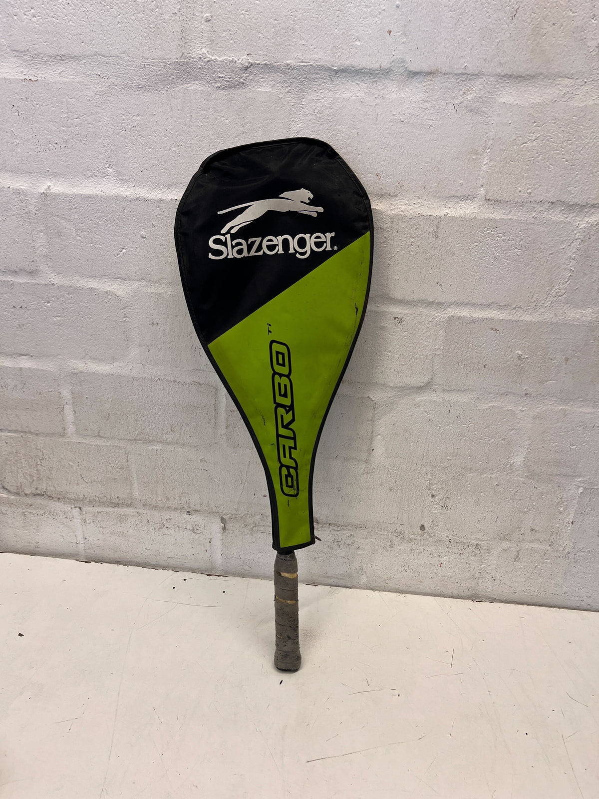 Slazenger Squash Racket with Ball - Ready for the Court - 2ndhandwarehouse.com