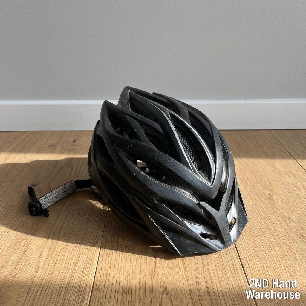 Sleek Black Performance Cycling Helmet - 2ndhandwarehouse.com