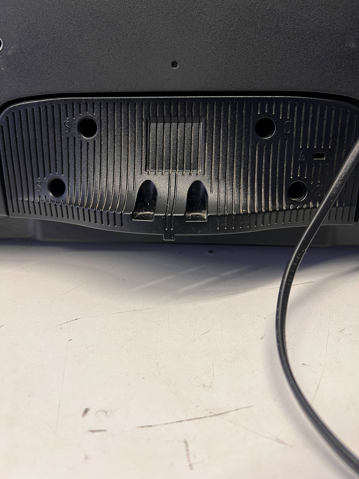 Samsung 32-Inch LED TV - Does Not Have A Stand and a Remote