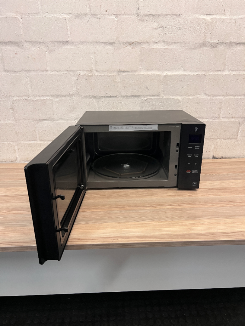 Sleek LG Black Smart Inverter Microwave - 2ndhandwarehouse.com