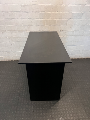 Sleek Minimalist Black Office Desk - 2ndhandwarehouse.com