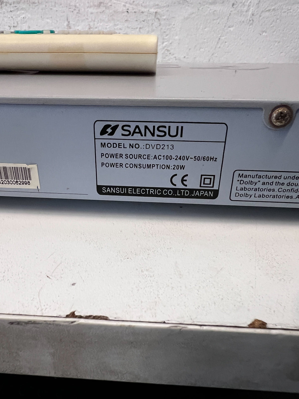 Sleek Silver DVD Player with Remote – Minor Scratches