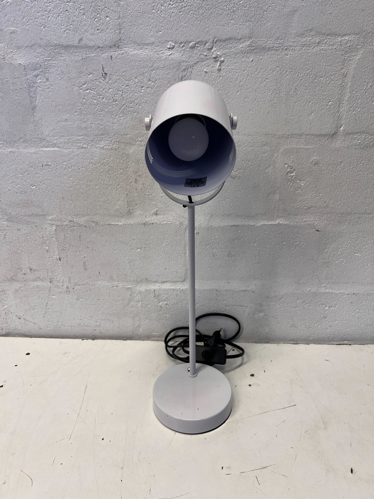 Sleek White Adjustable Desk Lamp - 2ndhandwarehouse.com