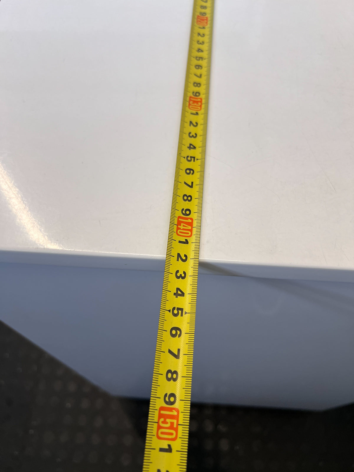 Sleek White Desk with Storage - Ideal for Office or Study ✨