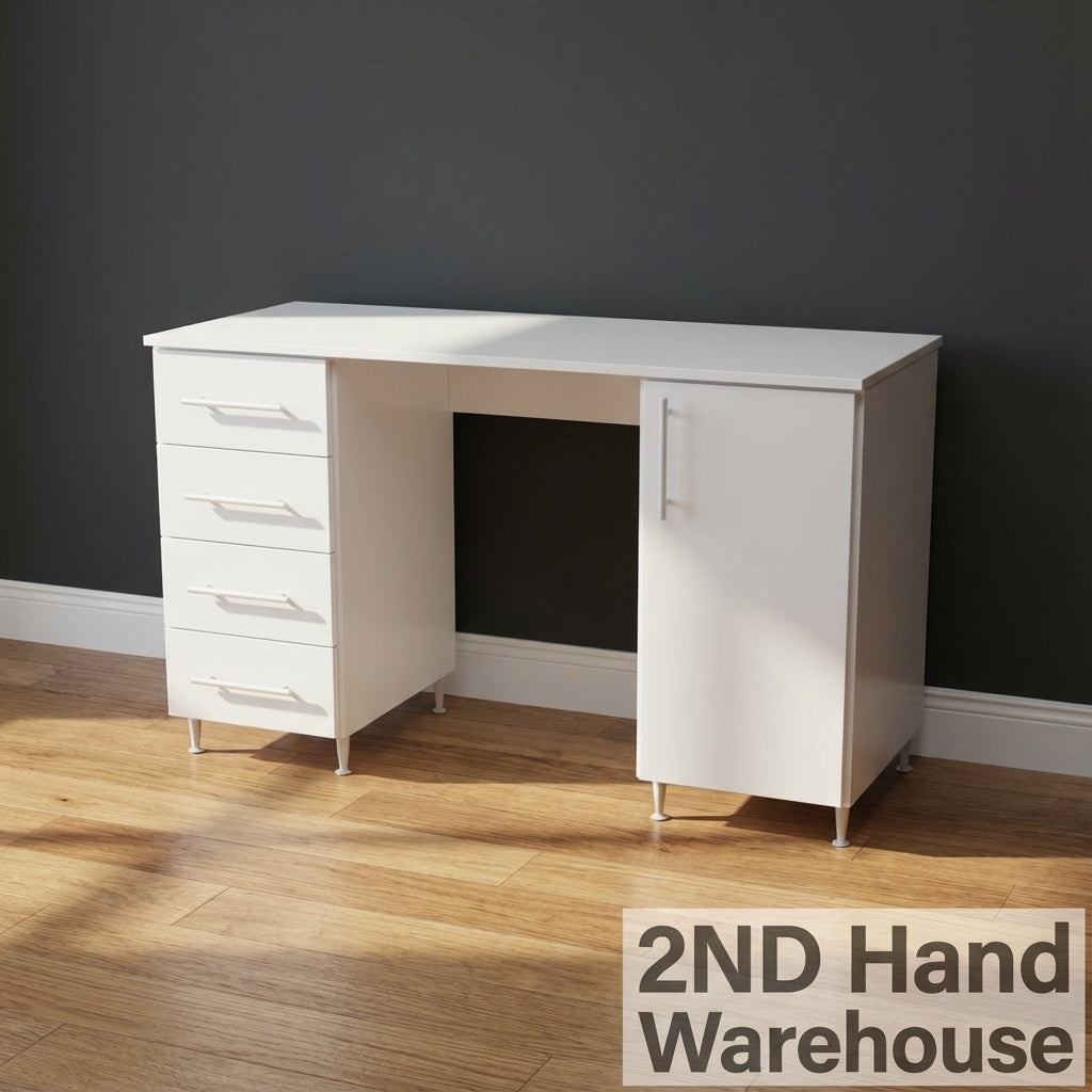Sleek White Desk with Storage - Ideal for Office or Study ✨