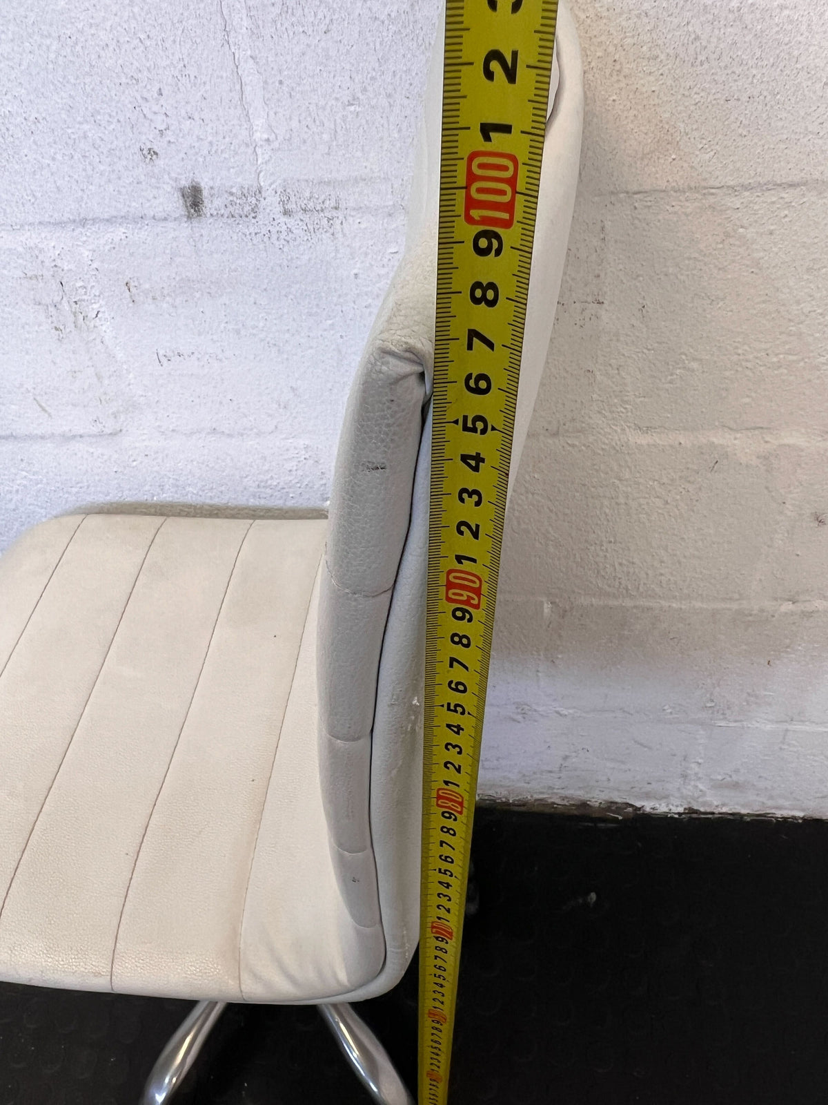 Sleek White Faux Leather Office Chair with Chrome Base – Minor Marks