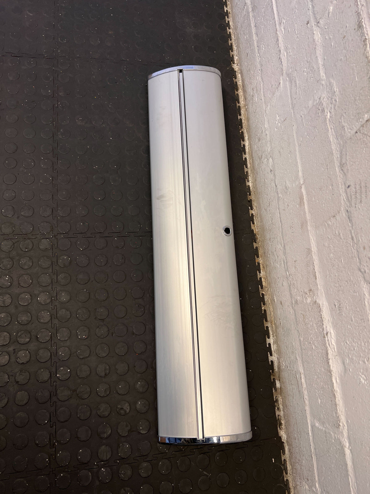 Smart Vivo Smartphone Display Stand with Minor Wear