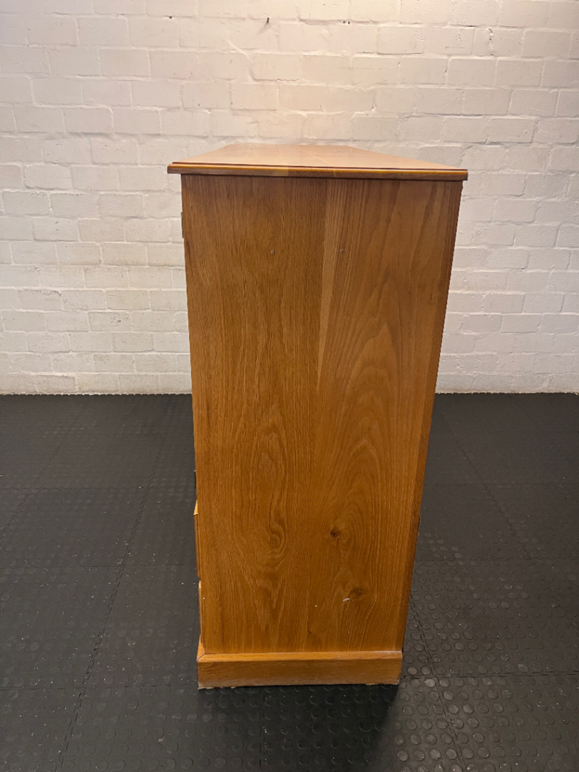 Solid Oak Dining Room Dresser - Minor Edge Wear - 2ndhandwarehouse.com