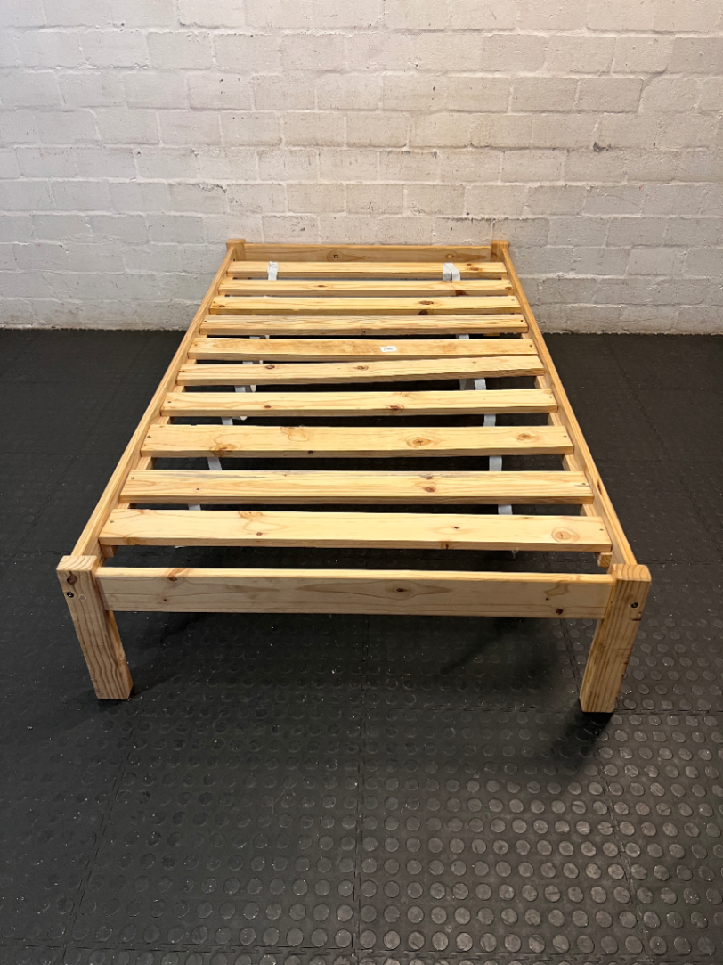 Solid Pine 3/4 Bed Frame — Mattress Marks and Dust S - 2ndhandwarehouse.com