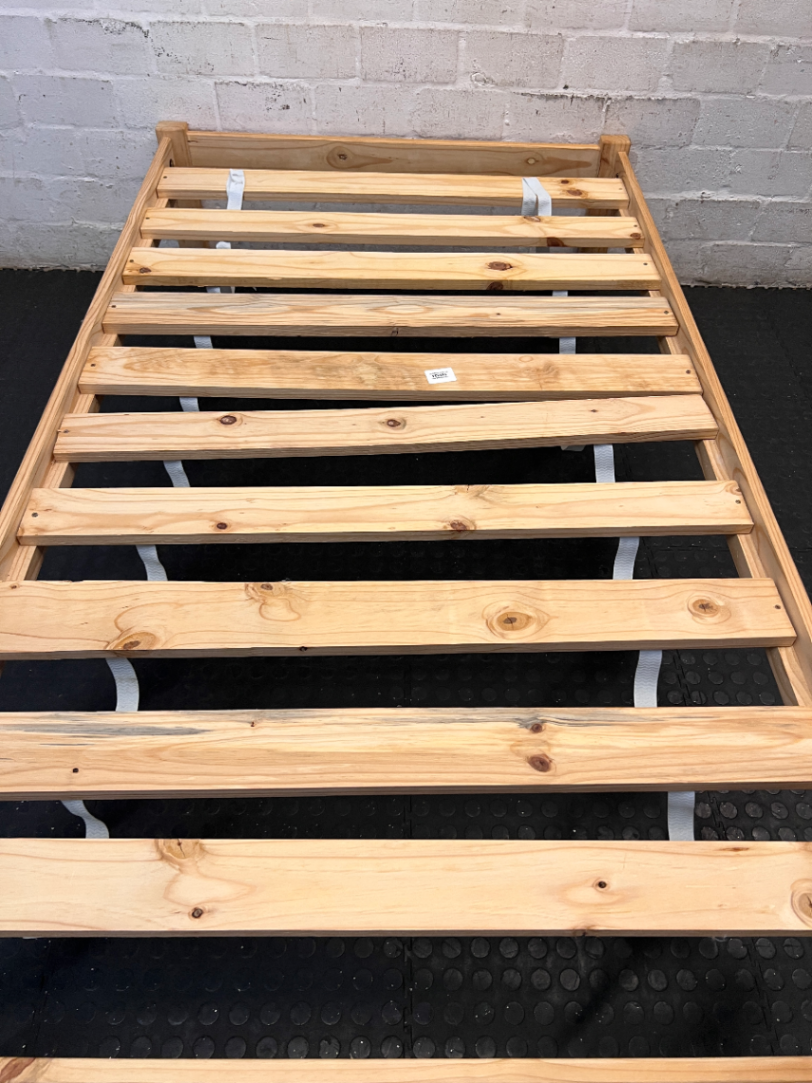 Solid Pine 3/4 Bed Frame — Mattress Marks and Dust S - 2ndhandwarehouse.com