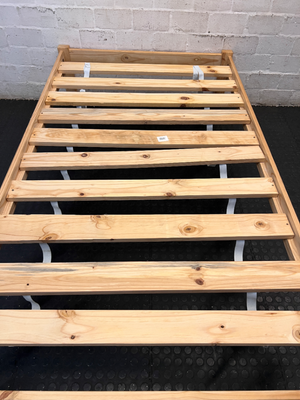 Solid Pine 3/4 Bed Frame — Mattress Marks and Dust S - 2ndhandwarehouse.com