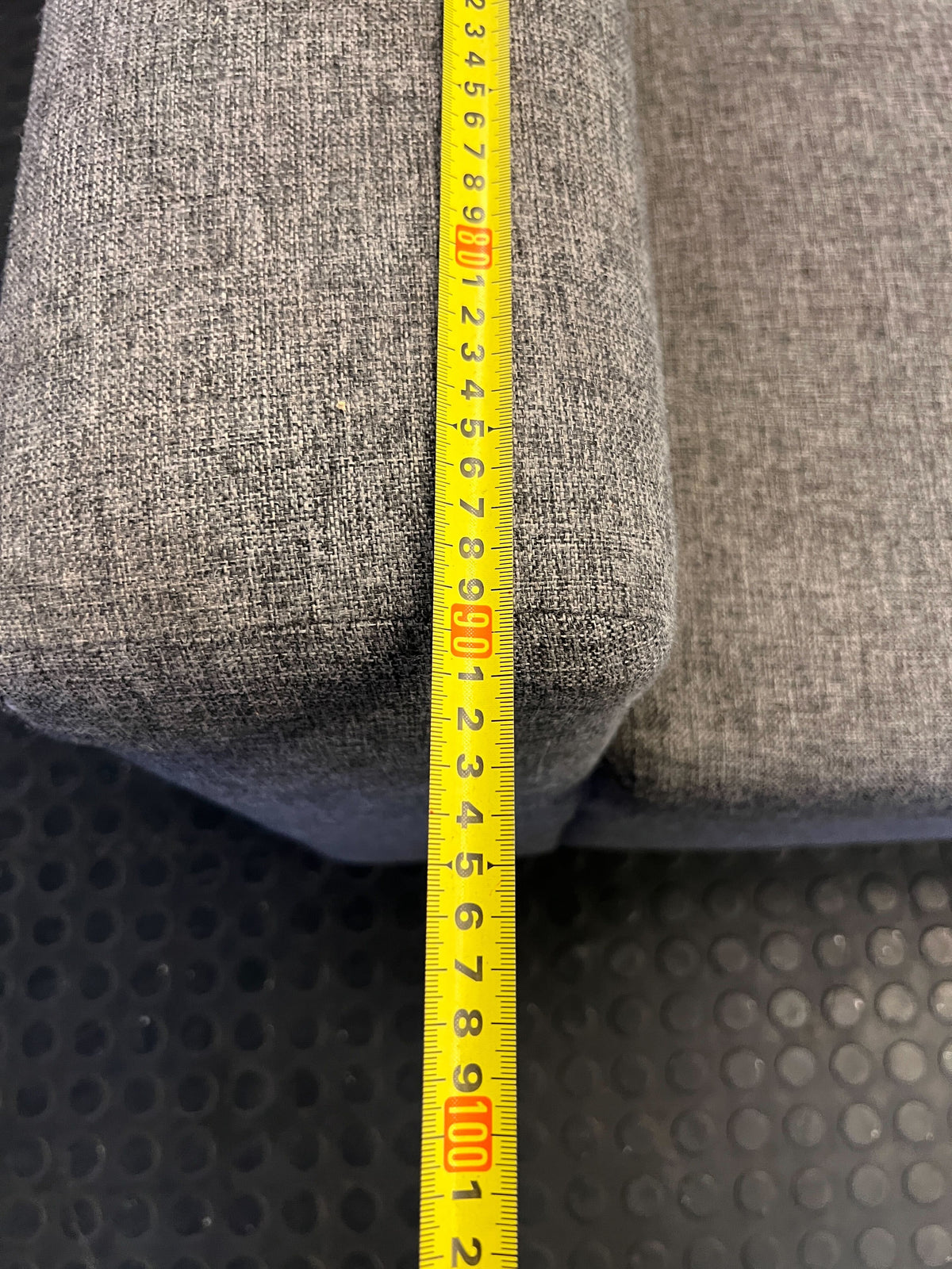 Spacious Grey Sectional Sofa with Ottoman