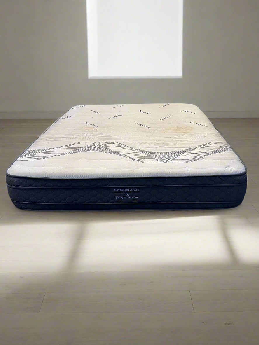 Spacious Sandhurst Queen Size Mattress - Comfortable & Supportive