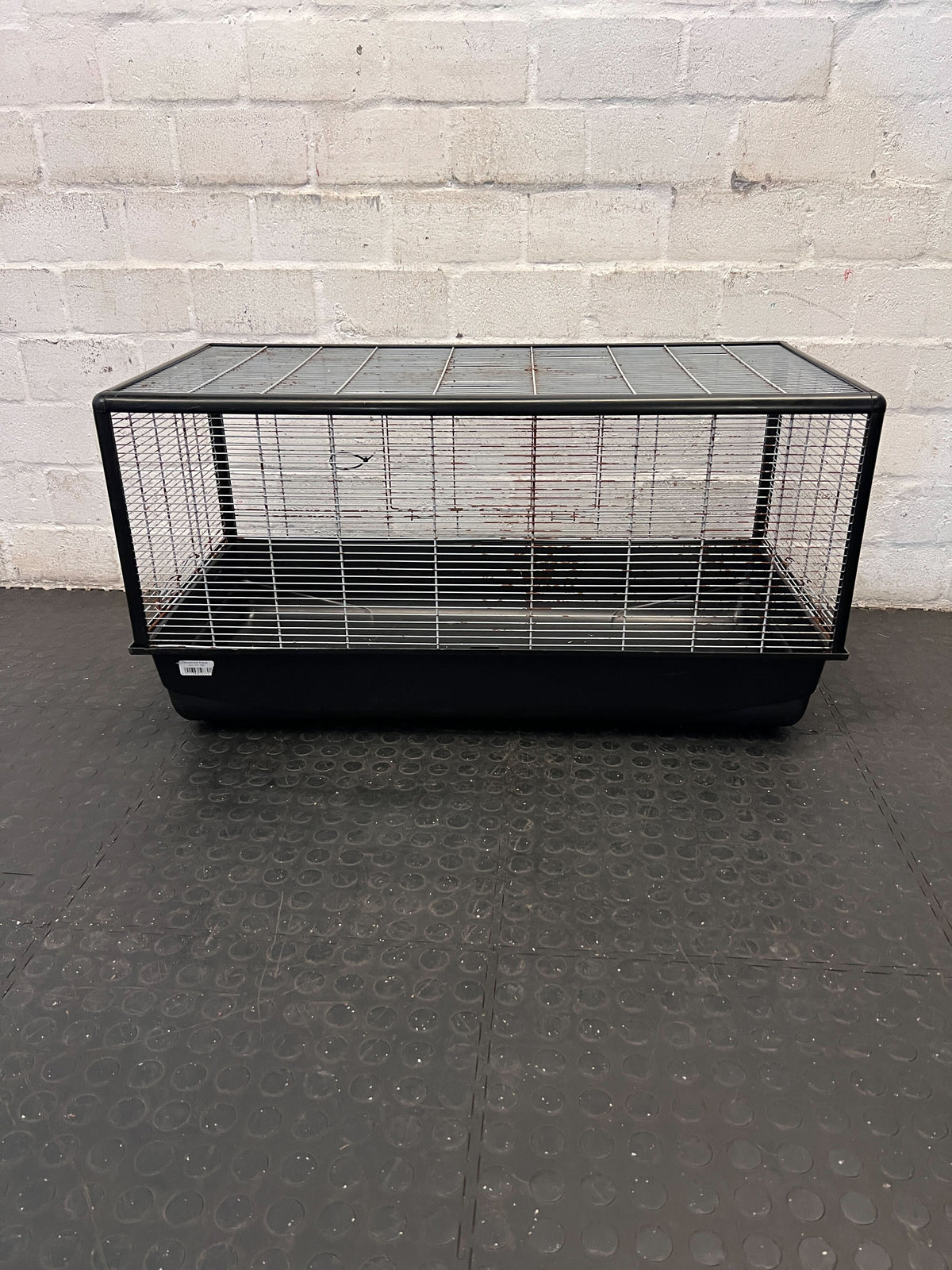 Spacious & Secure Pet / Small Animal Cage - Some rusting - 2ndhandwarehouse.com