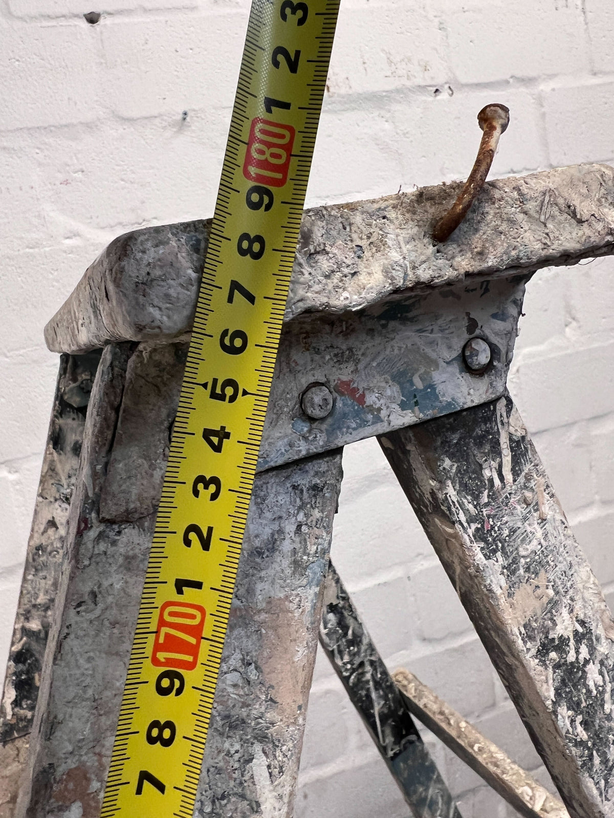 Sturdy 6-Step Aluminum Ladder with Minor Paint Stains