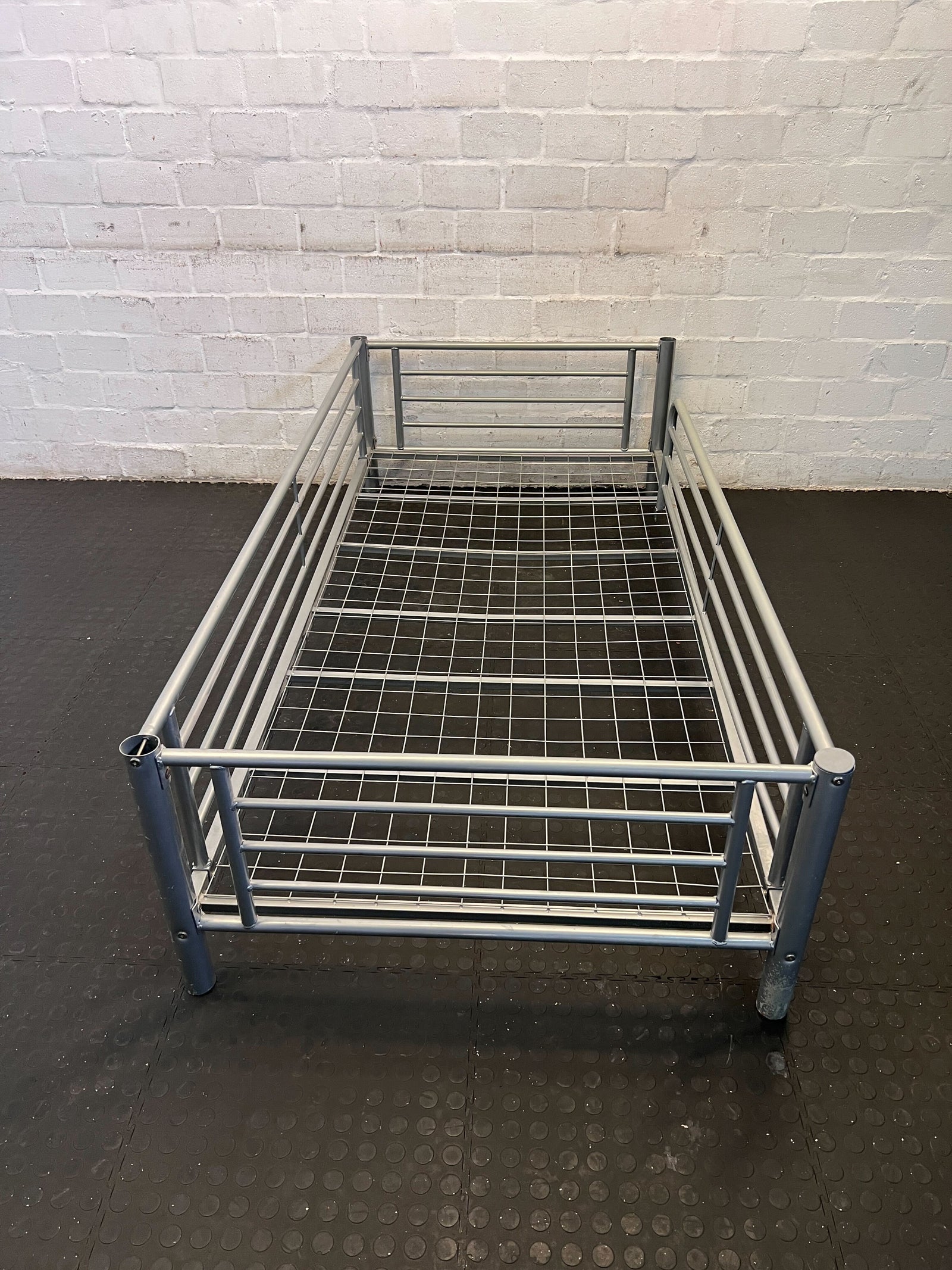 Sturdy Grey Metal Single Bed Frame with Grid Design – Minor Wear - REDUCED