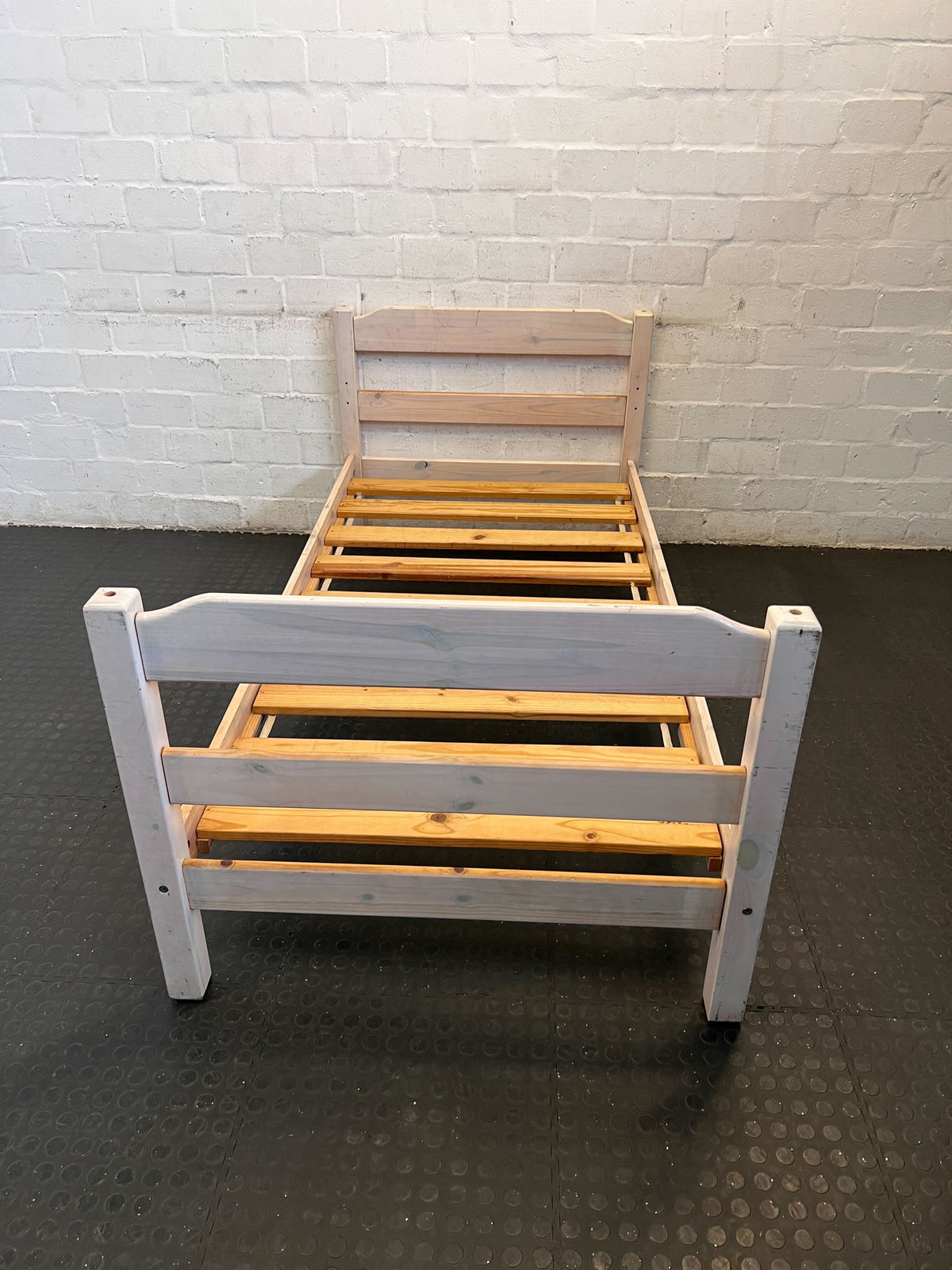 Sturdy White Wooden Single Bed Frame with Pine Slats