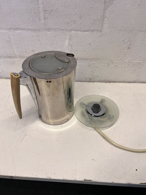 Stylish Chrome Russell Hobbs Electric Kettle – Minor Scratches