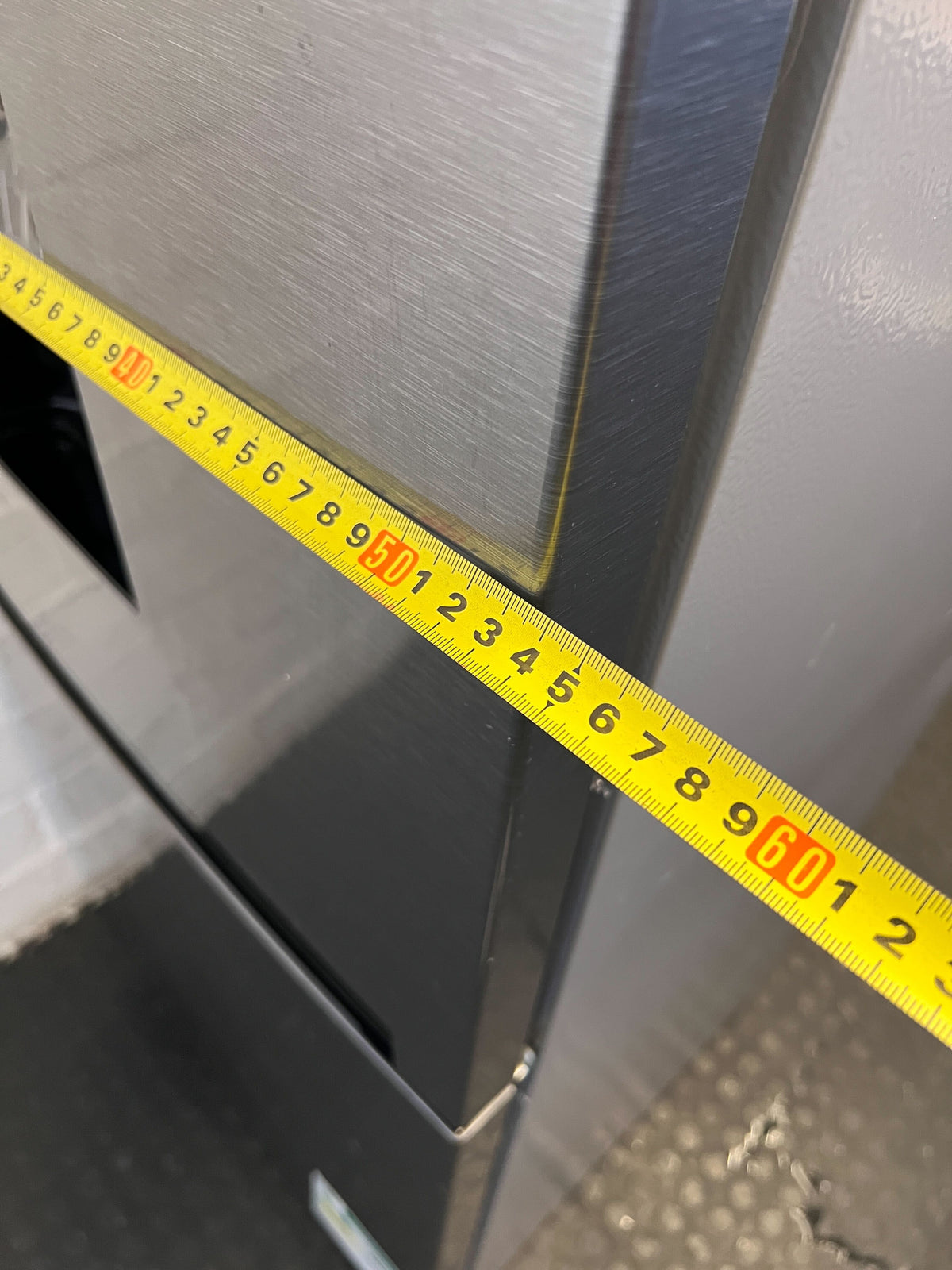 Stylish Defy Stainless Steel Fridge - Water Despenser Is Not Functional - REDUCED