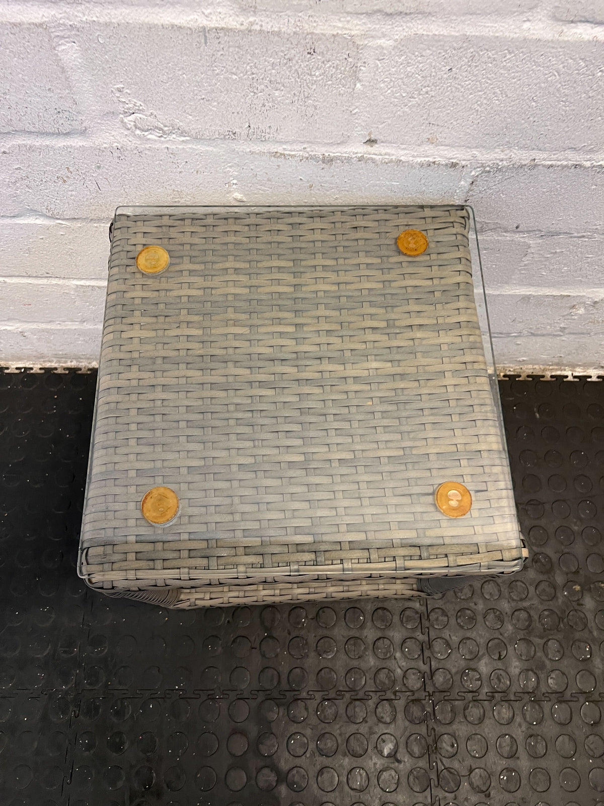 Stylish Gray Wicker Side Table with Glass Top – Minor Wear