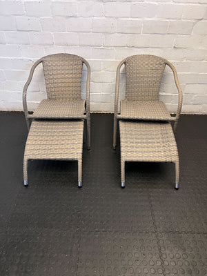 Stylish Grey Wicker Patio Chair with Ottoman – Comfortable & Modern