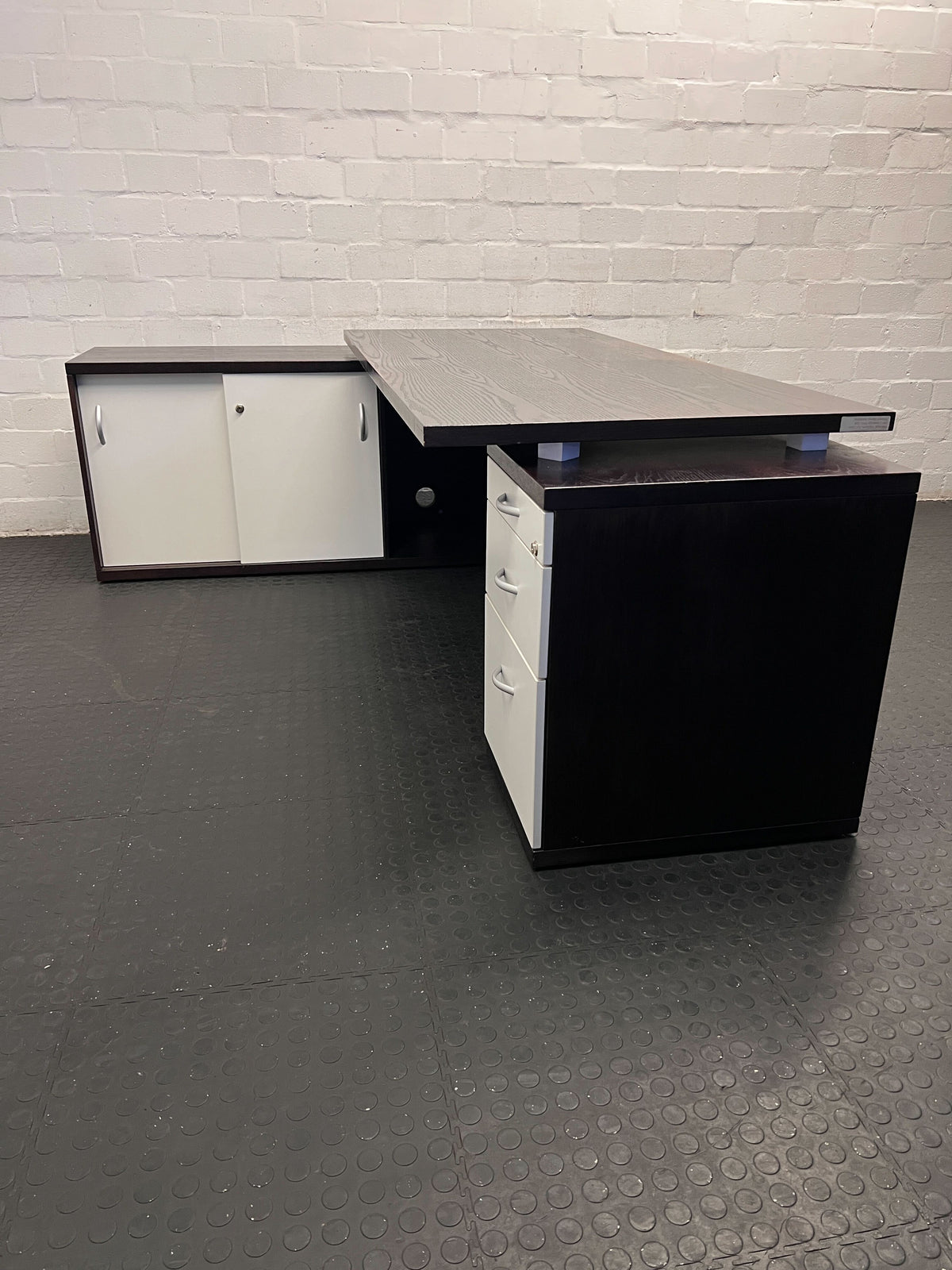 Stylish L-Shaped Black & White Corner Desk with Storage