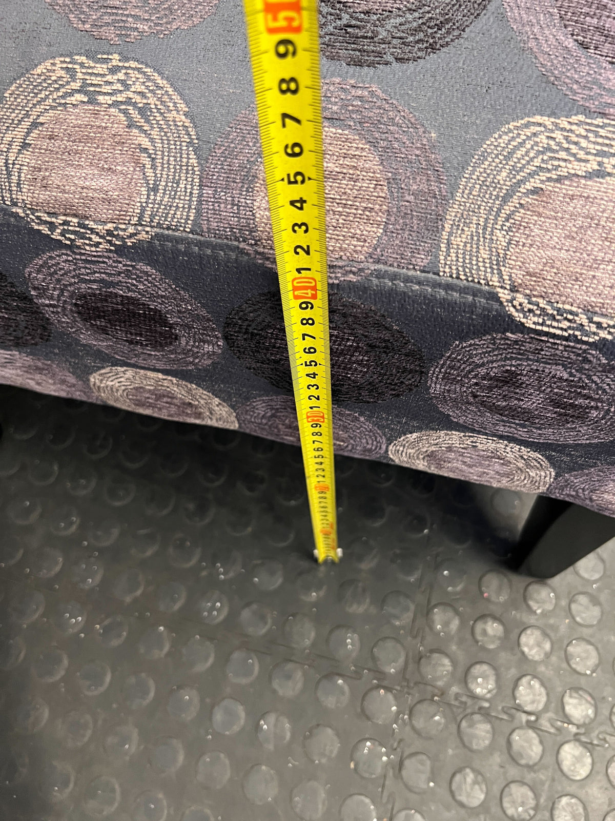 Stylish Patterned Slipper Chair - Modern Accent Seating - 2ndhandwarehouse.com