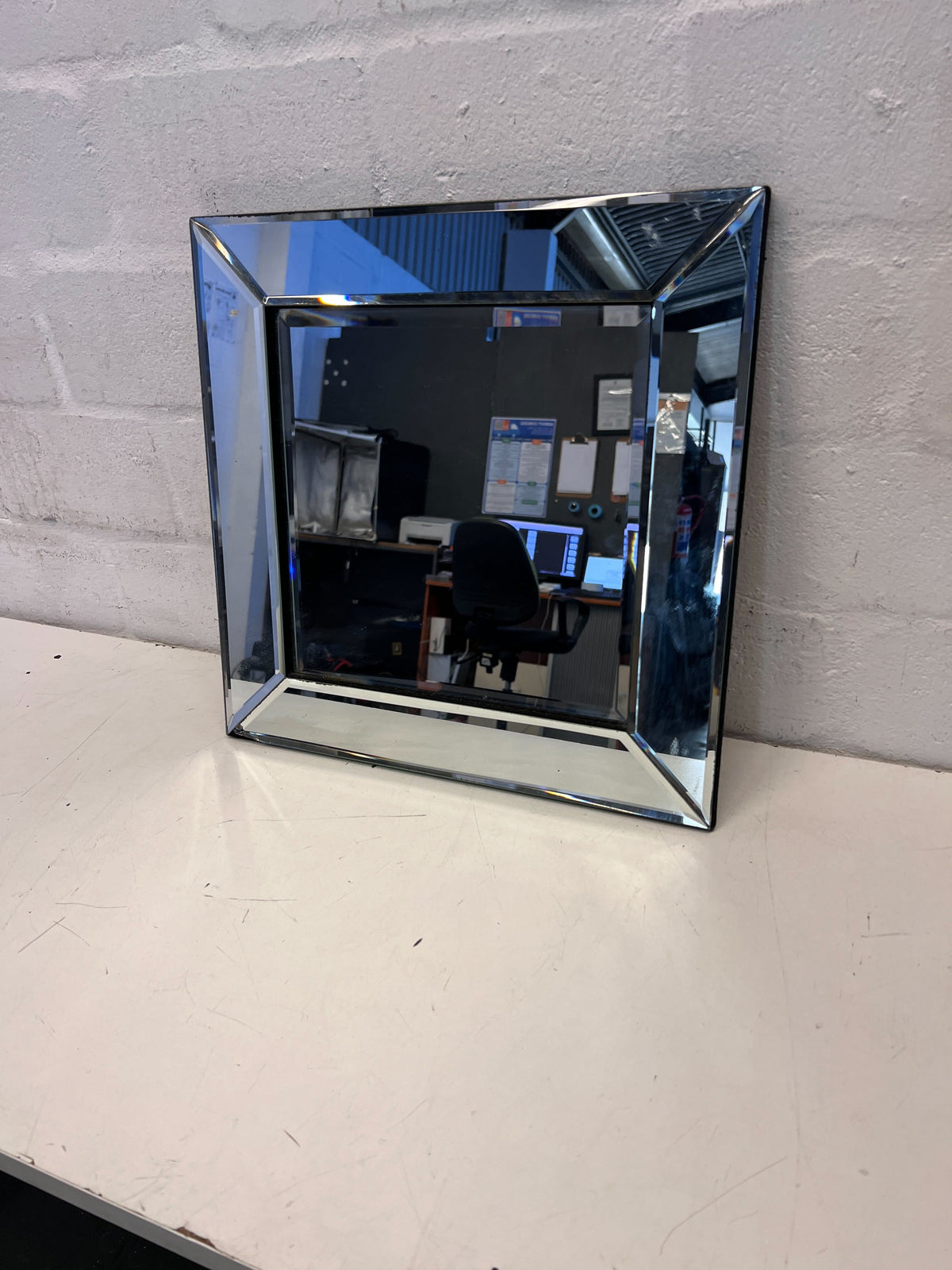 Stylish Square Mirror with Geometric Design - Minor Scratches - 40cm - 2ndhandwarehouse.com
