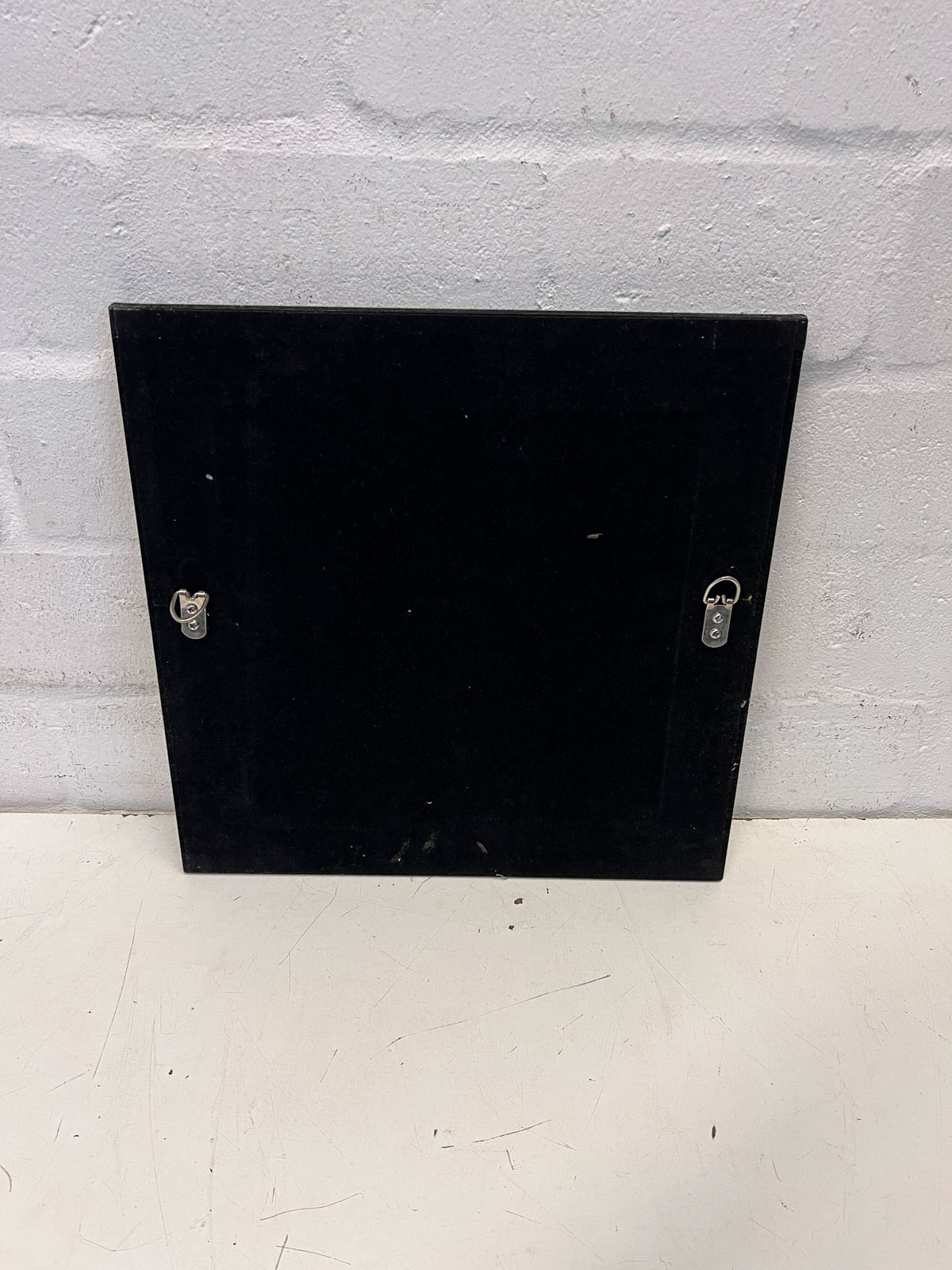Stylish Square Mirror with Geometric Design - Minor Scratches - 40cm - 2ndhandwarehouse.com