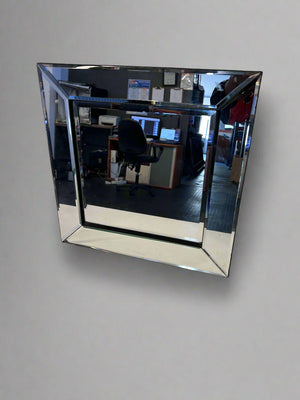 Stylish Square Mirror with Geometric Design - Minor Scratches - 40cm - 2ndhandwarehouse.com