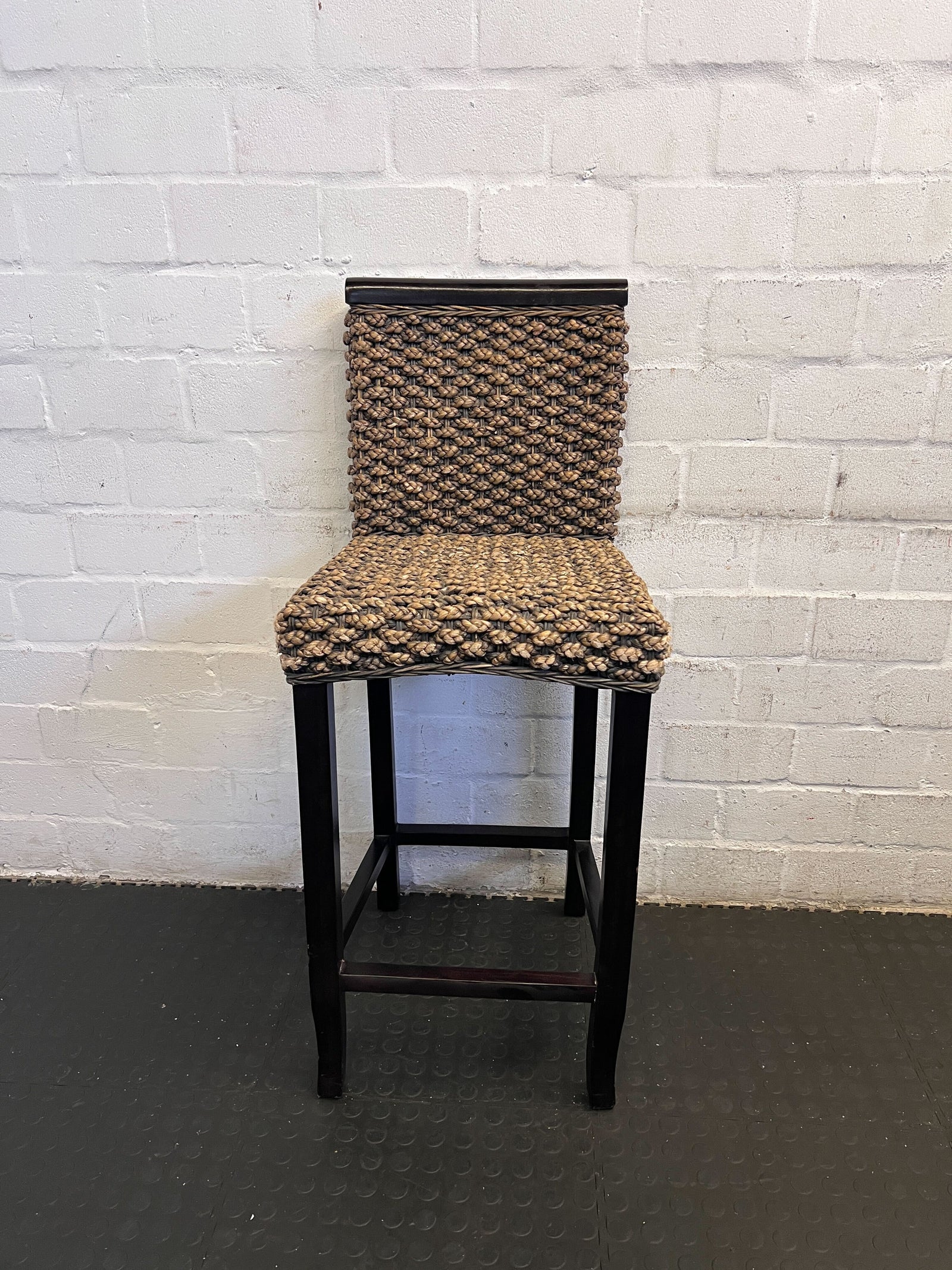 Stylish Woven Bar Stool with Dark Wood Legs